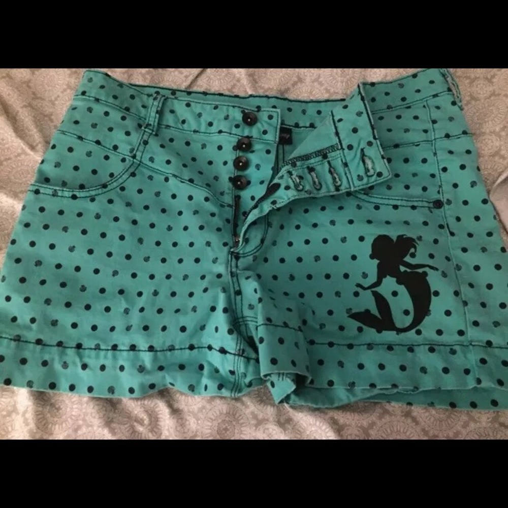 NEW Disney Hot Topic Shorts Little Mermaid Ariel